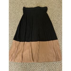 Max Studio Pleated Colorblock Sweater Skirt, Black And Brown Womens Medium NWT